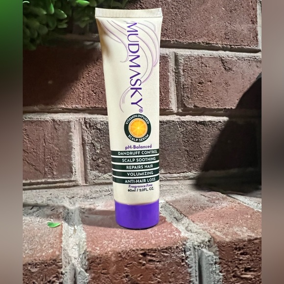MUDMASKY Vitamin-Infused Scalp Serum

60ml / 2.0FL. OZ. - Picture 3 of 8